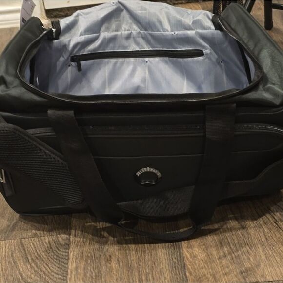 Delsey Paris Sky Max 2.0 Duffle Carry-On Bag- Green - Picture 12 of 13